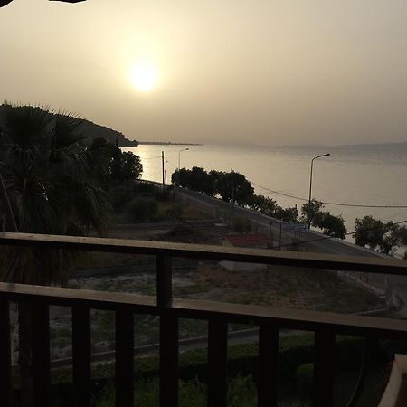 Vlastos Apartment Kalamos Adası Dış mekan fotoğraf